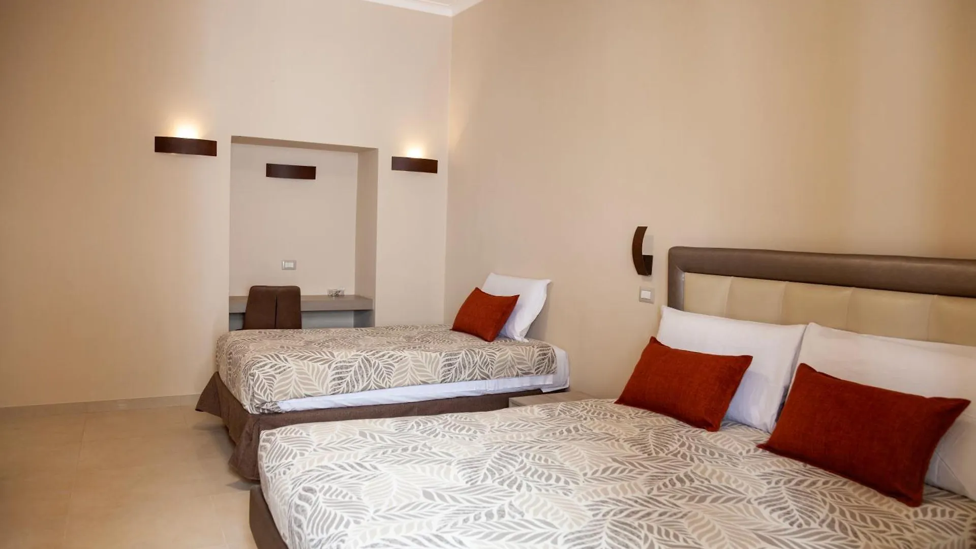 Guest house Opera 5 Hotel Naples Italy
