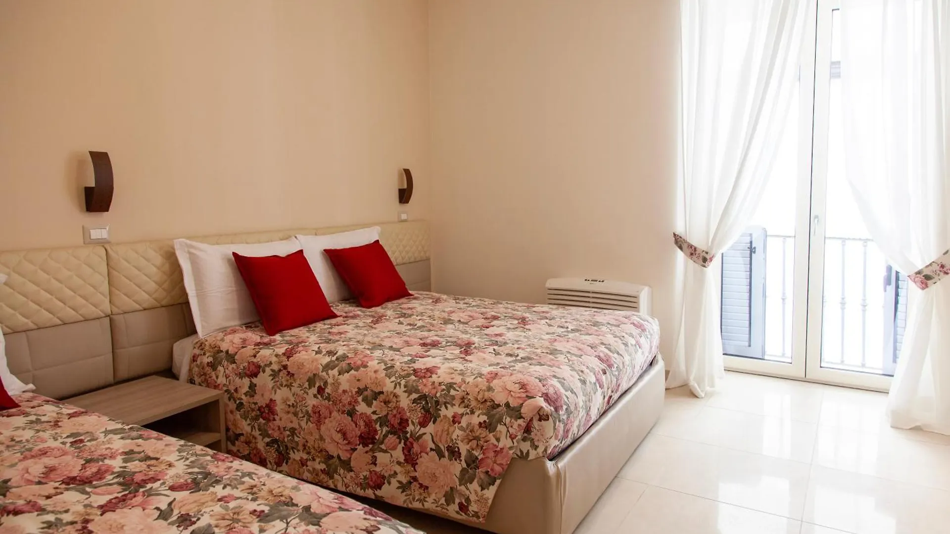 Guest house Opera 5 Hotel Naples